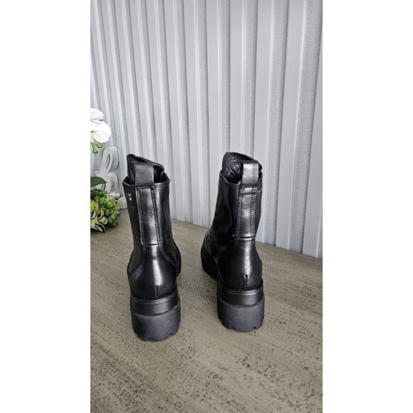 DKNY Black Genuine Leather Ankle Boots , Chunky Lug Sole, Size 7.5 - Picture 4 of 6